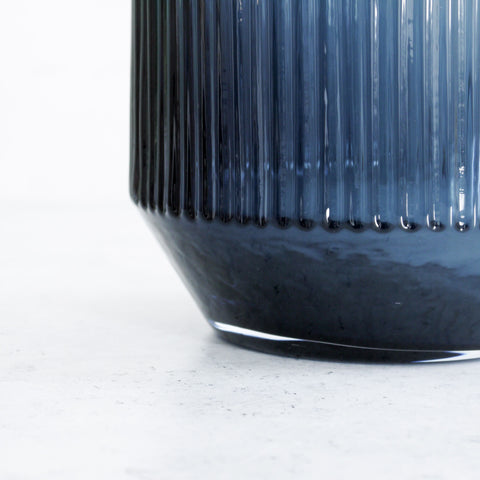 Gran jarrón de cristal azul