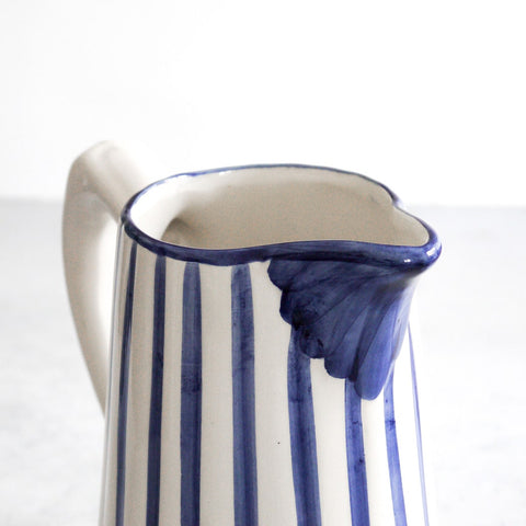 Traditional pitcher in blue 1,35L