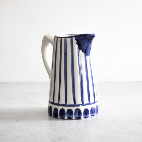 Traditional pitcher in blue 1,35L
