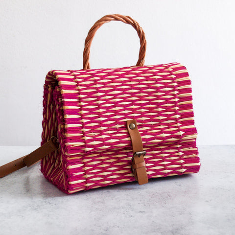 Cesta portuguesa tradicional con correa - Magenta pequeña