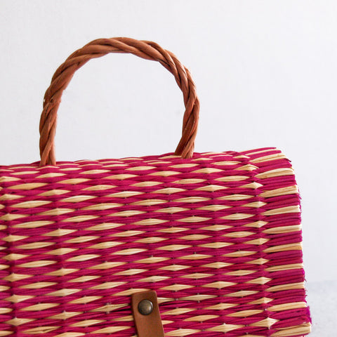 Cesta portuguesa tradicional con correa - Magenta pequeña