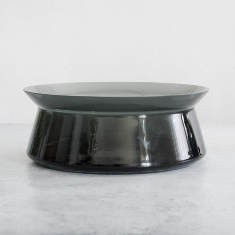 Big glass fruit bowl in grey