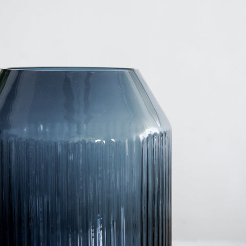 Gran jarrón de cristal azul