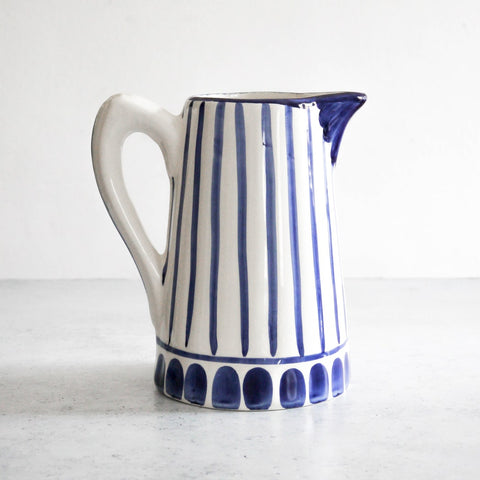 Traditional pitcher in blue 2L