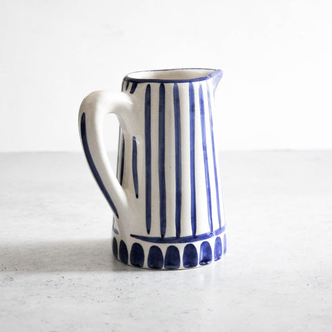 Traditional pitcher in blue 0,5L