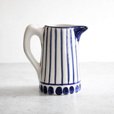 Traditional pitcher in blue 1L