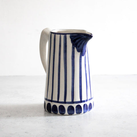 Traditional pitcher in blue 1L